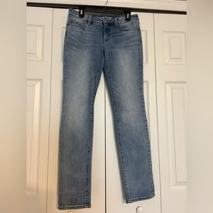 Lands’ End Not-Too-Low Rise Slim Jean Size 8